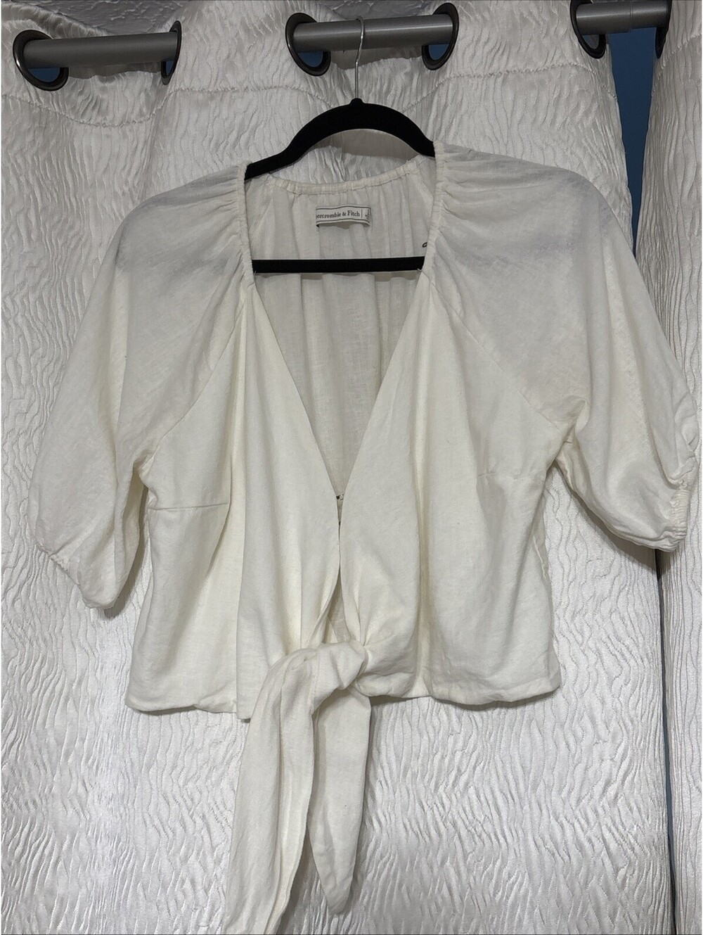 Abercrombie and Fitch Tie Front Cream Shirt Linen Blend Crop Top-Size Large